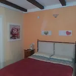 Apartament Caretto *